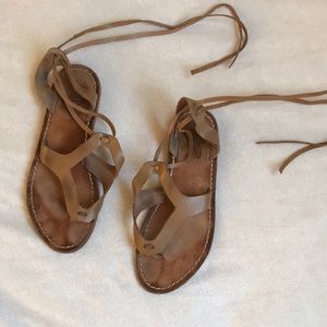 Free bird sandals